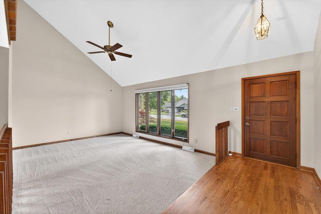 6028 Quaker Hill ROAD, Racine, WI 53406