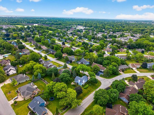 6028 Quaker Hill ROAD, Racine, WI 53406