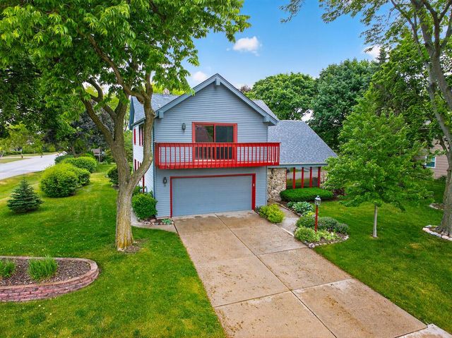 6028 Quaker Hill ROAD, Racine, WI 53406