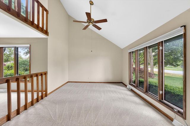 6028 Quaker Hill ROAD, Racine, WI 53406