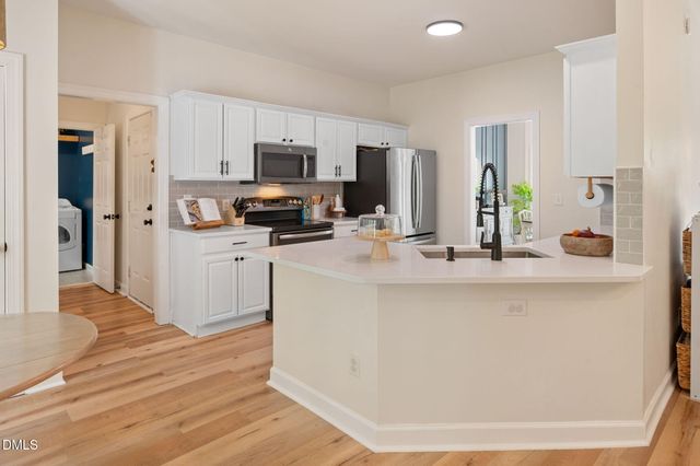 100 Tuscany Way, Holly Springs, NC 27540