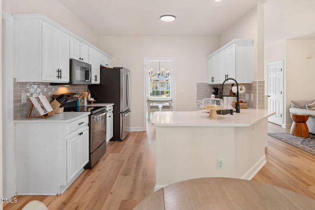 100 Tuscany Way, Holly Springs, NC 27540