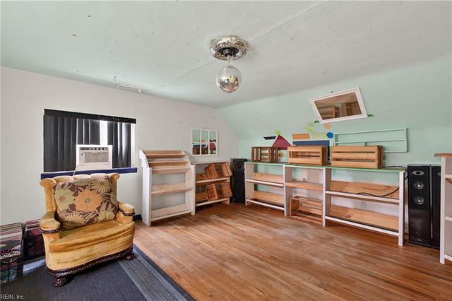 5624 Comanche RD, Virginia Beach, VA 23462