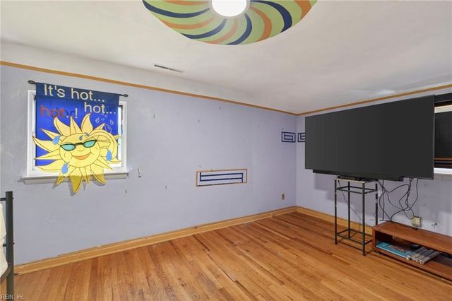5624 Comanche RD, Virginia Beach, VA 23462