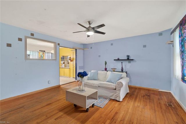 5624 Comanche RD, Virginia Beach, VA 23462