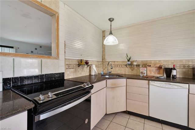 5624 Comanche RD, Virginia Beach, VA 23462