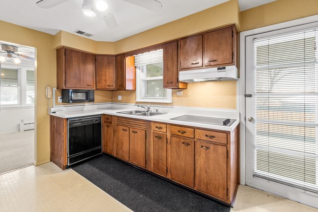 17W157 Foster Avenue, Wood Dale, IL 60191