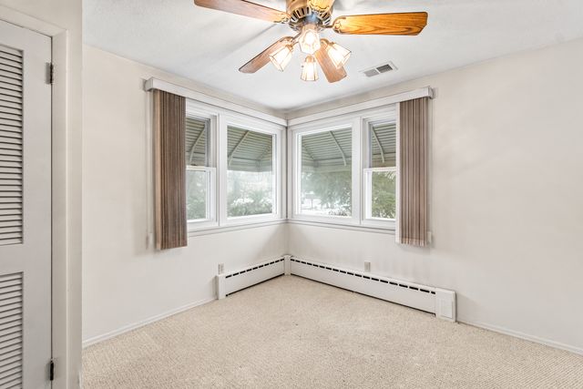 17W157 Foster Avenue, Wood Dale, IL 60191