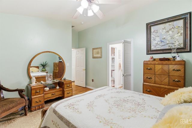 506 Baltimore Drive, Bakersfield, CA 93312