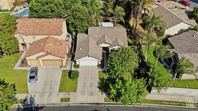 506 Baltimore Drive, Bakersfield, CA 93312