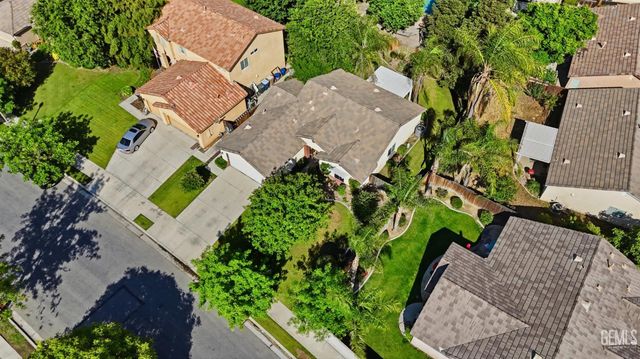 506 Baltimore Drive, Bakersfield, CA 93312
