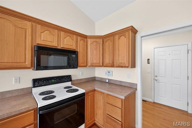 1155 Villa Flora Drive, O'fallon, MO 63366