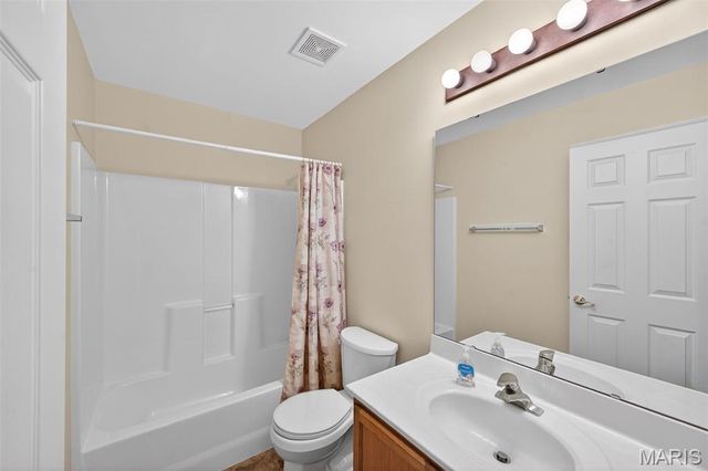 1155 Villa Flora Drive, O'fallon, MO 63366