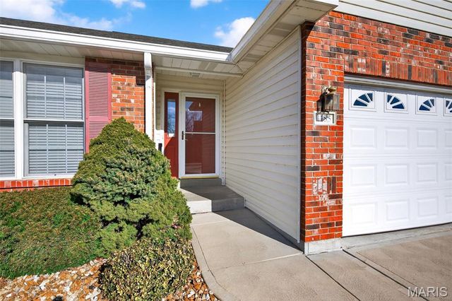 1155 Villa Flora Drive, O'fallon, MO 63366