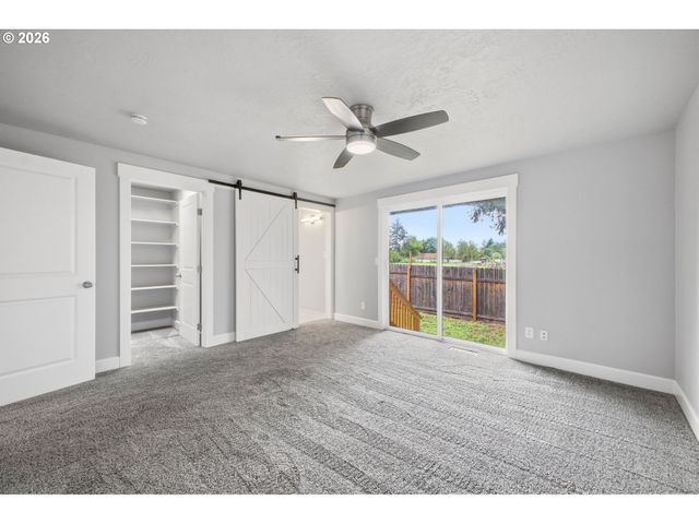 2817 Se 151ST Ave, Portland, OR 97236