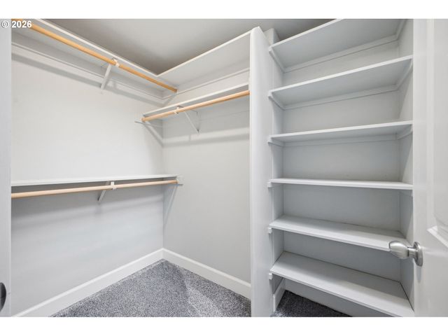 2817 Se 151ST Ave, Portland, OR 97236