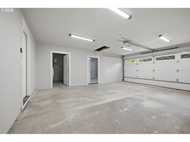 2817 Se 151ST Ave, Portland, OR 97236