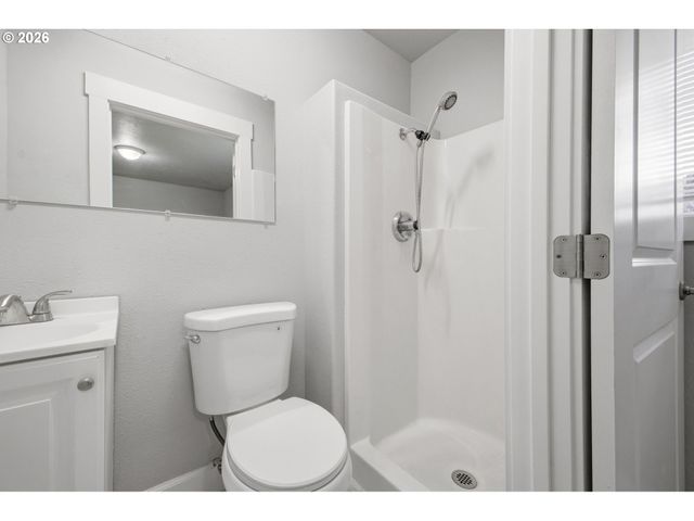 2817 Se 151ST Ave, Portland, OR 97236