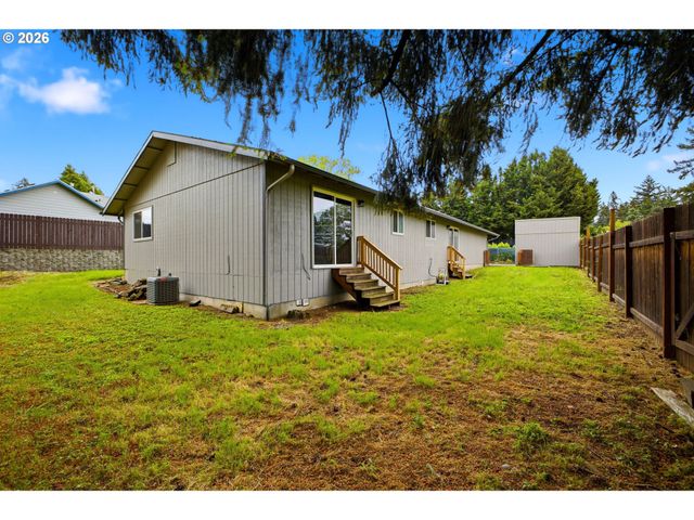 2817 Se 151ST Ave, Portland, OR 97236