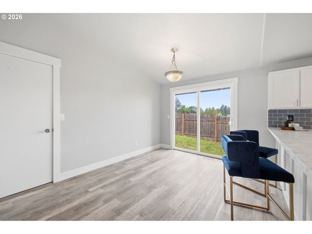 2817 Se 151ST Ave, Portland, OR 97236