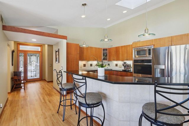 106 Aspen Glen Drive, Spring Green, WI 53588