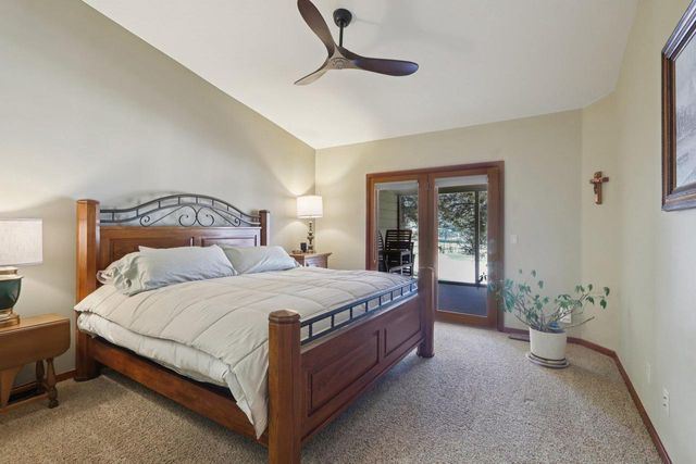 106 Aspen Glen Drive, Spring Green, WI 53588