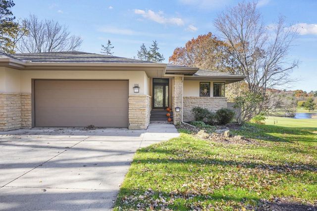 106 Aspen Glen Drive, Spring Green, WI 53588