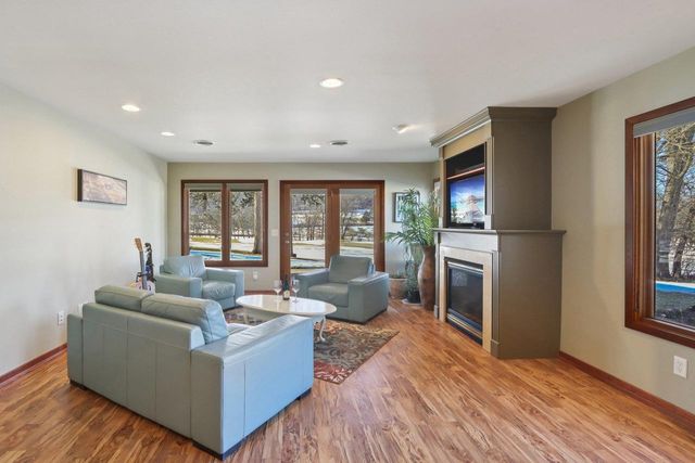 106 Aspen Glen Drive, Spring Green, WI 53588