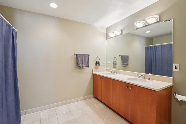 106 Aspen Glen Drive, Spring Green, WI 53588