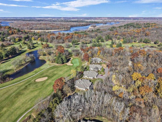 106 Aspen Glen Drive, Spring Green, WI 53588