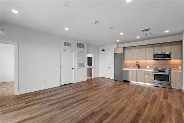 4315 S Congress Ave 423, Austin, TX 78745