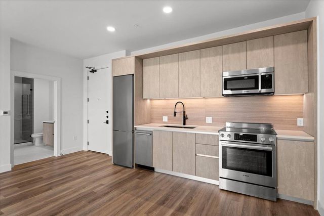4315 S Congress Ave 423, Austin, TX 78745