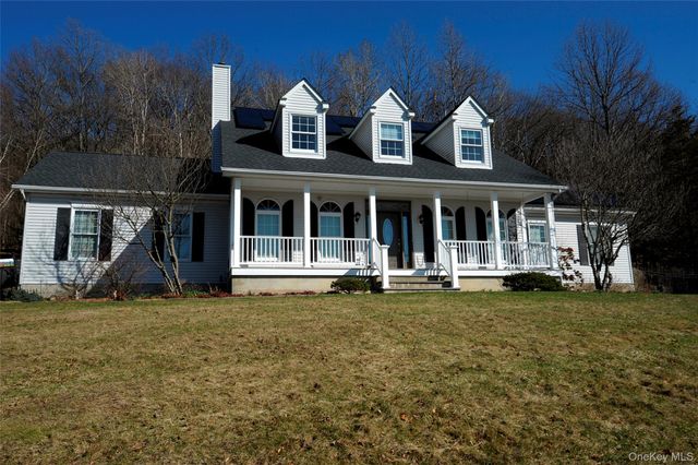 220 Devon Farms Road, Stormville, NY 12582