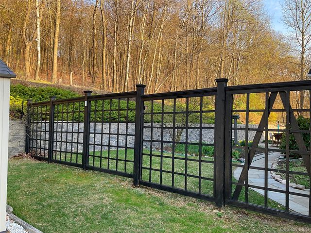 220 Devon Farms Road, Stormville, NY 12582