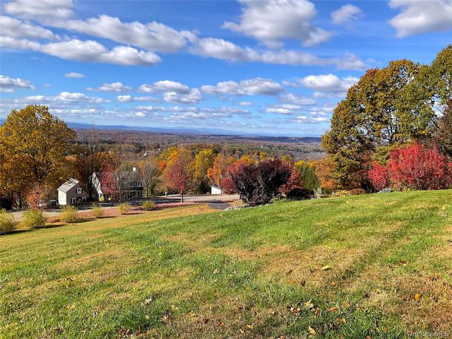 220 Devon Farms Road, Stormville, NY 12582