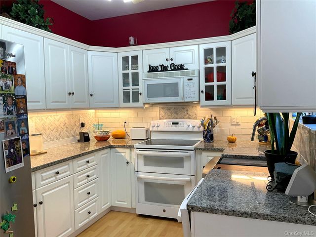 220 Devon Farms Road, Stormville, NY 12582