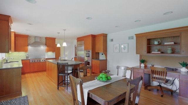 900 Minisink Way, Westfield Town, NJ 07090
