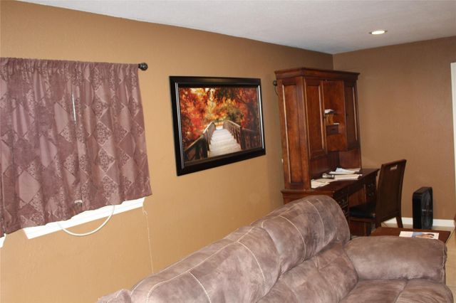 8019 Botany Lane, Houston, TX 77075