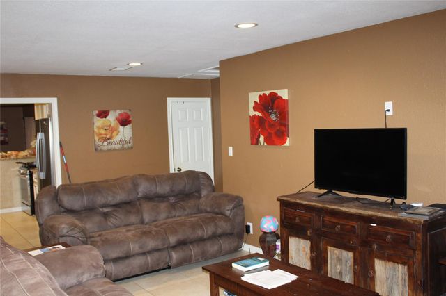 8019 Botany Lane, Houston, TX 77075