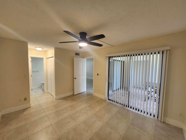 3470 Foxcroft Road 207, Miramar, FL 33025