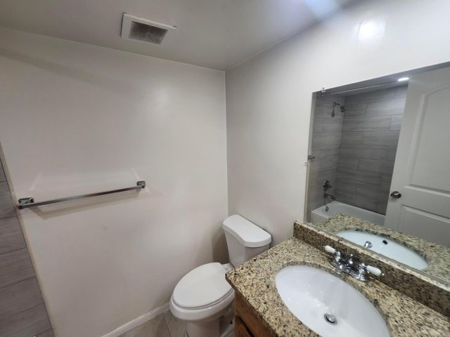 3470 Foxcroft Road 207, Miramar, FL 33025