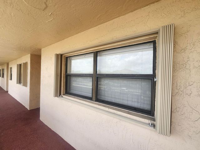 3470 Foxcroft Road 207, Miramar, FL 33025