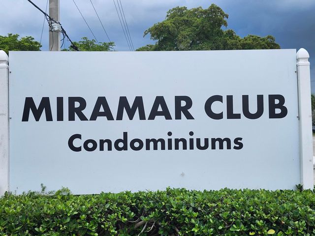 3470 Foxcroft Road 207, Miramar, FL 33025