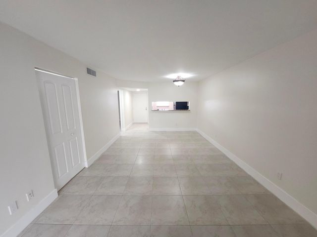 3470 Foxcroft Road 207, Miramar, FL 33025