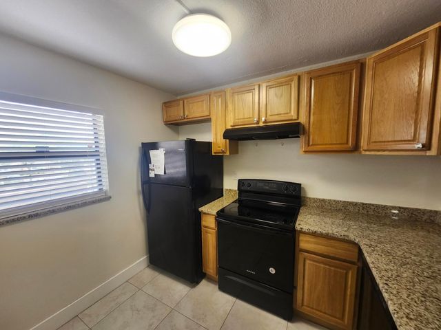 3470 Foxcroft Road 207, Miramar, FL 33025