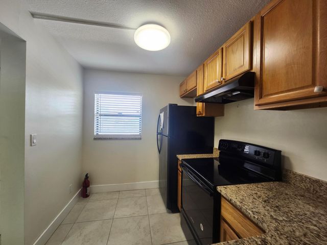 3470 Foxcroft Road 207, Miramar, FL 33025