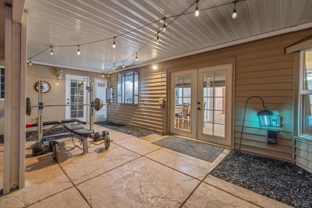 1821 Mulberry Drive, Hanford, CA 93230