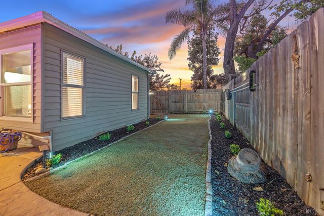 1821 Mulberry Drive, Hanford, CA 93230