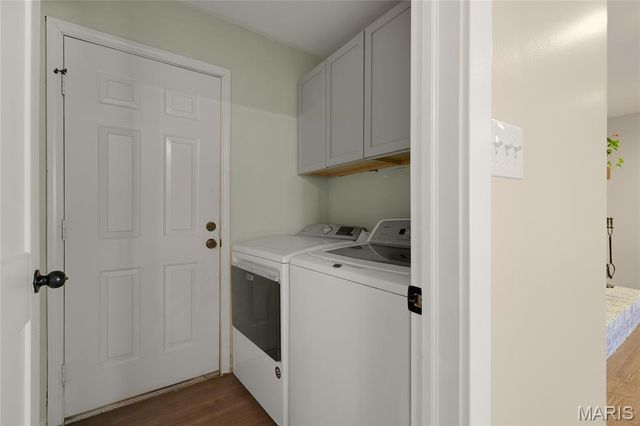 2835 Belle Terre Court, St Louis, MO 63129