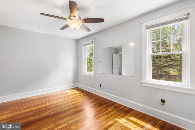 16 NORTH AVE, Wyncote, PA 19095